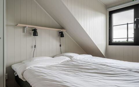 Renstråket 2005: Camera Da Letto, Parete, Letto, Legna, Pavimento, Pavimentazione, Interior Design, Lenzuolo, Bedding, Soffitto