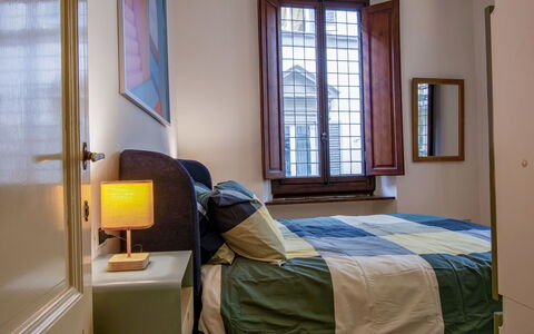 Duomo Apartament: Moto D'Acqua, Barca, Appartamento, Marina, Mobili Da Esterno, Shade, Barche E Nautica - Macchine E Materiali, Balcone, Ricorrere, Dock