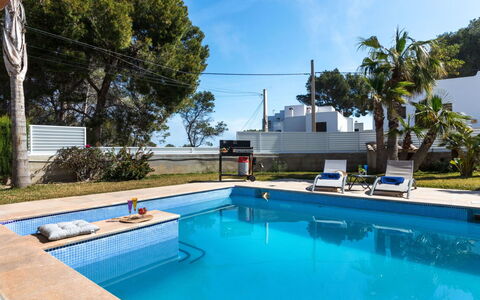 Marea: Piscina, Ricorrere, Tempo Libero, Terme, Hotel, Resort Citta ', Mobili Da Esterno, Centro Ricreativo, Vacanza