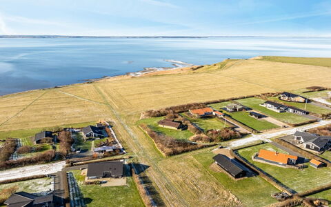 Nikolce - 300M to the Fjord: Visione Globale, Fotografia Aerea, Zona Residenziale, Paesaggio, Plain, Tetto, Lotto, Area Rurale, Urban Design, Casa