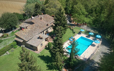 Grace Home, Pool, Wifi, Gambassi Terme: Piscina, Ricorrere, Estate, Eco Hotel, Agriturismo, Villa, Hacienda, Landscaping, Backyard, Resort Citta '