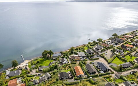 Gesine - 50M to the Fjord: Acqua, Zona Residenziale, Paesaggio, Waterway, Costa, Costiera E Morfologie Oceanic, Casa, Sobborgo, Mare, Riva
