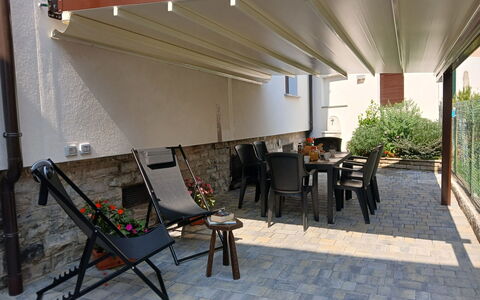 Irene: Tenda, Vaso Di Fiori, Shade, Struttura Esterna, Pianta Della Casa, Terrazza, Color Legno, Pergola, Mobili Da Esterno, Cortile