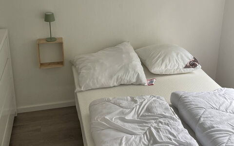 Angret - 200M from the Sea: Letto, Camera Da Letto, Mobilia, Pavimento, Bedding, Lenzuolo, Legna, Pavimentazione, Interior Design, Camera