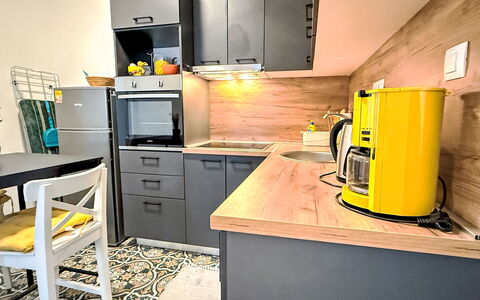 Martina: Elettrodomestico Da Cucina, Apparecchio Major, Cucina, Mobilia, Interior Design, Legna, Pavimentazione, Elettrodomestico, Controsoffitto, Cabinetry