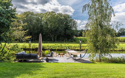 6 Pers. Veenhuis Comfort Plus: Albero, Giardino, Mobilia, Arbusto, Mobili Da Esterno, Lotto, Shade, Prato, Parco
