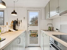 todor - 400m From The Sea