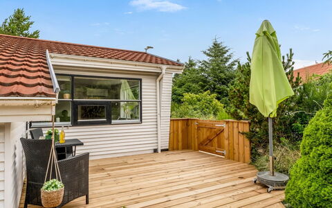 Annemone - 900M from the Sea: Legna, Casa, Raccordo, Pavimento In Legno, Color Legno, Deck, Latifoglie, Plank, Portico, Villetta