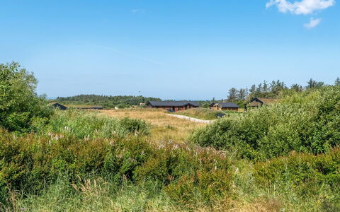 Ilya - 1.7Km from the Sea: 