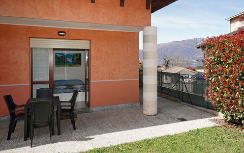 Cà Silvio: Shade, Mobili Da Esterno, Struttura Esterna, Illuminazione Diurna, Balcone