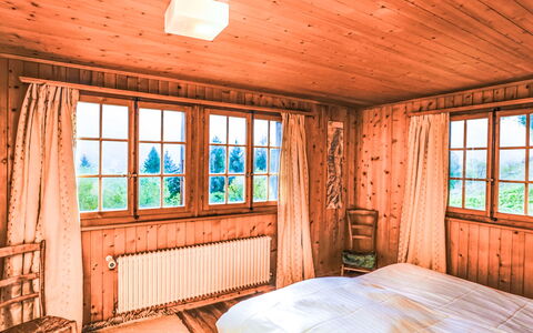 La Capsule: Legna, Casa, Casa, Villetta, Camera Da Letto, Latifoglie, Letto, Color Legno, Bedding, Log Cabin