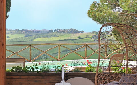 Capanna Al Lago: Mobilia, Mobili Da Esterno, Sedia, Struttura Esterna, Eco Hotel, Ricorrere, Biancheria, Balcone, Hotel, Pianta Della Casa
