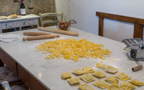Capanna Al Lago: Ingrediente, Cibo, Tavola, Cucinando, Serveware, Controsoffitto