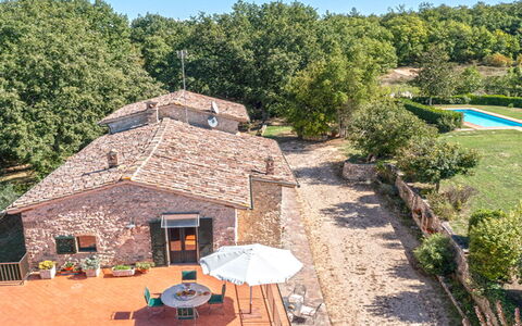 Casale del Timignano, Private Villa with Huge Gard: Casa, Casa, Area Rurale, Villetta, Estate, Agriturismo, Giardino, Villaggio, Villa