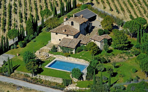 La Dimora del Chianti Dimora: Stunning Tuscan Vill: Estate, Zona Residenziale, Casa, Landscaping, Dimora, Villa, Giardino, Visione Globale, Hacienda, Agriturismo