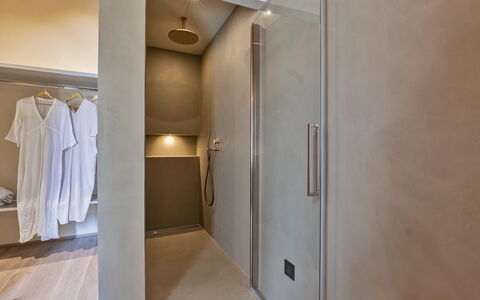 Villa del Mangia, 5Panoramic Pool and Chef Service: Pavimentazione, Pavimento, Interior Design, Idraulico Fixture, Soffitto, Illuminazione, Bagno, Camera, Idraulico, Porta