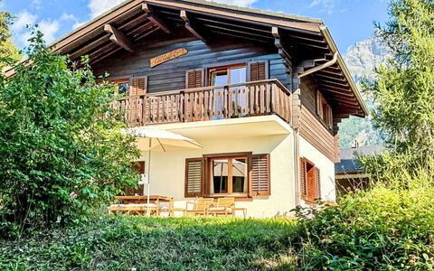 Katanga: Casa, Villetta, Casa, Tetto, Area Rurale, Porta, Agriturismo, Portico, Balcone
