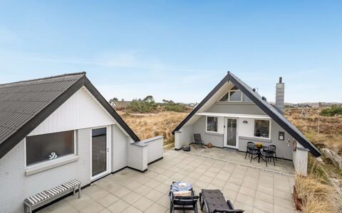 Jelisaveta - 500M from the Sea: Mobilia, Interior Design, Pavimentazione, Pavimento, Soffitto, Camera, Sedia, Tavolo, Appartamento, Cucina & Sala Da Pranzo Tavolo