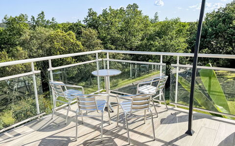 Castellas: Corrimano, Balcone, Deck, Mobili Da Esterno, Sedia, Metallo, Recinzione, Portico, Shade, Latifoglie