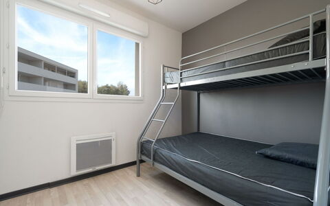 La Dune: Pavimento, Pavimentazione, Appartamento, Camera, Letto, Telaio Del Letto, Camera Da Letto, Bedding