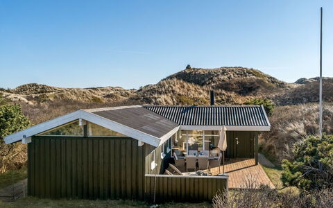 Gundborg - 200M from the Sea: Legna, Casa, Portico, Deck, Latifoglie, Tetto, Color Legno, Pavimento In Legno, Eco Hotel