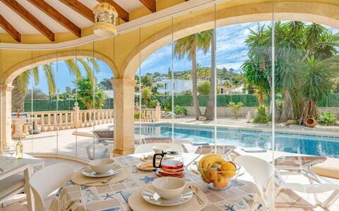 Aurora Boreal: Mobilia, Ricorrere, Casa, Sedia, Estate, Eco Hotel, Villa, Pianta Della Casa, Cucina & Sala Da Pranzo Tavolo, Piscina