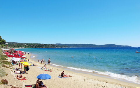Les Villas de la Baie: Blu, Spiaggia, Acqua, Corpo D'Acqua, Costa, Ambiente Naturale, Costiera E Morfologie Oceanic, Mare, Estate, Riva