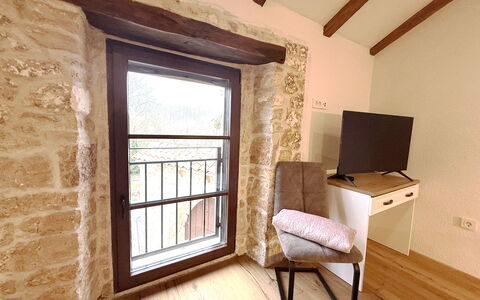 Casa Rossa Ac, Wifi, Prodol - Croazia: Parete, Legna, Marrone, Interior Design, Latifoglie, Color Legno, Pavimento In Legno, Camera Da Letto, Illuminazione Diurna, Letto