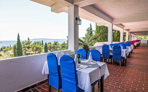 Trogir 251: Zona Residenziale, Appartamento, Casa, Insediamento Umano, Costiera E Morfologie Oceanic, Costa, Mare, Condominio, Ricorrere, Sobborgo