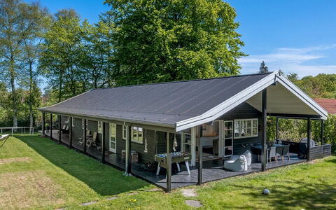 Christin - 275M from the Sea: Tetto, Shade, Estate, Portico, Struttura Esterna, Cortile, Design, Tenda, Edifici Giardino, Raccordo