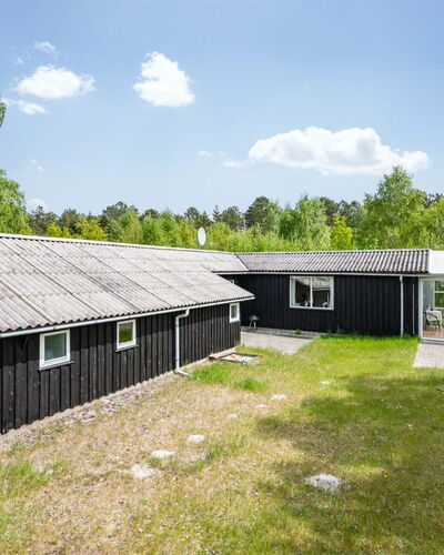 Hælf - 600M from the Sea