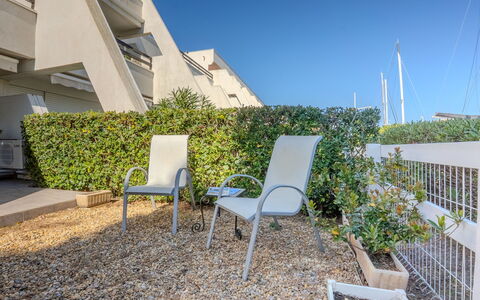 Les Rivages D'Ulysse: Urban Design, Shade, Balcone
