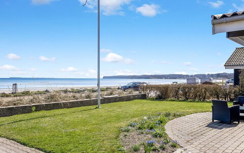 Cornelius - 30M from the Sea: Erba, Pascolo, Lotto, Villetta, Area Rurale, Prato, Edifici Giardino, Giardino, Capannone