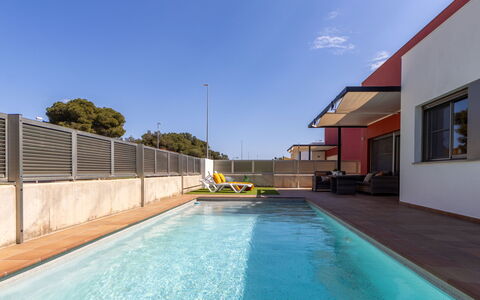 Grobro 1: Piscina, Architettura, Zona Residenziale, Materiale Composito, Ricorrere, Appartamento, Shade, Eco Hotel, Design, Piastrella