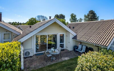 Darina - 150M from the Sea