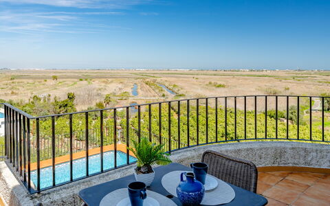 Los Delfines: Appartamento, Mobilia, Zona Residenziale, Balcone, Condominio, Sedia, Shade, Ricorrere, Costa, Hotel