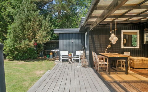 Tatyana - 1.6Km from the Sea: Estate, Shade, Driveway, Agriturismo