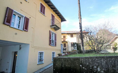 Bordeaux: Piscina, Materiale Composito, Appartamento, Condominio, Villa, Landscaping, Ricorrere, Hotel, Balcone, Eco Hotel