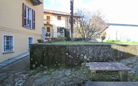 Bordeaux: Piscina, Materiale Composito, Appartamento, Condominio, Villa, Landscaping, Ricorrere, Hotel, Balcone, Eco Hotel