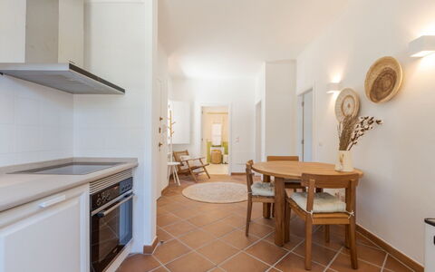 Apartamento Natura Bliss – R C: Piscina, Materiale Composito, Appartamento, Condominio, Villa, Landscaping, Ricorrere, Hotel, Balcone, Eco Hotel