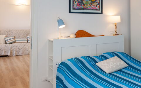La Casa Dei Mandarini: Mobilia, Interior Design, Letto, Camera Da Letto, Pavimento, Pavimentazione, Parete, Camera, Legna, Soffitto
