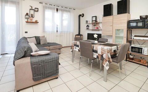 Casa Rigo: Mobilia, Interior Design, Pavimentazione, Divano, Pavimento, Camera, Soffitto, Appartamento, Soggiorno, Illuminazione