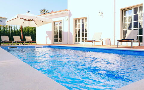Fordaliso: Piscina, Blu, Ricorrere, Mobili Da Esterno, Mobilia, Materiale Composito, Tempo Libero, Eco Hotel, Estate, Shade