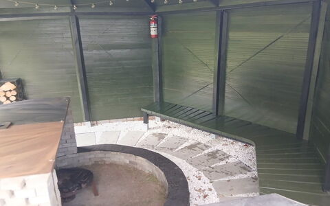 Calli: Casa, Casa, Porta, Tetto, Villetta, Estate, Giardino, Shade, Raccordo, Cortile