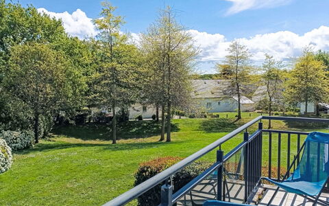 Les Demeures du Parc: Blu, Shade, Giardino, Prato, Landscaping, Mobili Da Esterno, Cortile, Parco, Sedia, Eco Hotel