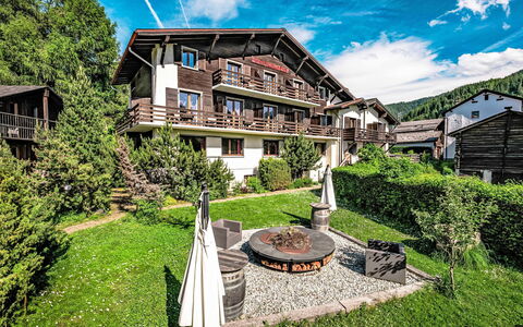 Vercorin 1: Casa, Villetta, Giardino, Estate, Cortile, Villa, Agriturismo, Paesino Di Montagna