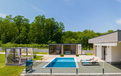 Villa Romantica