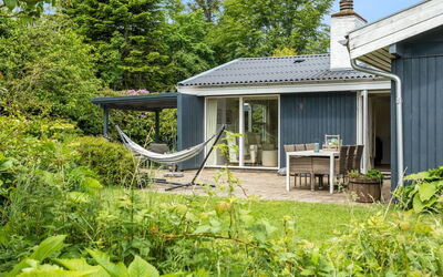 Vangel - 350M from the Sea