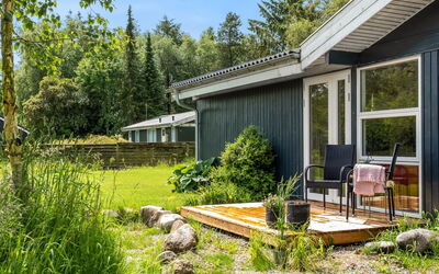 Vangel - 350M from the Sea
