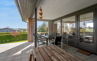 Fridoline - 450M from the Sea